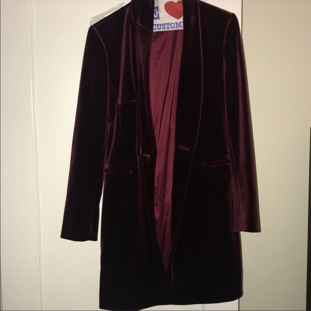 Beautiful velvet blazer